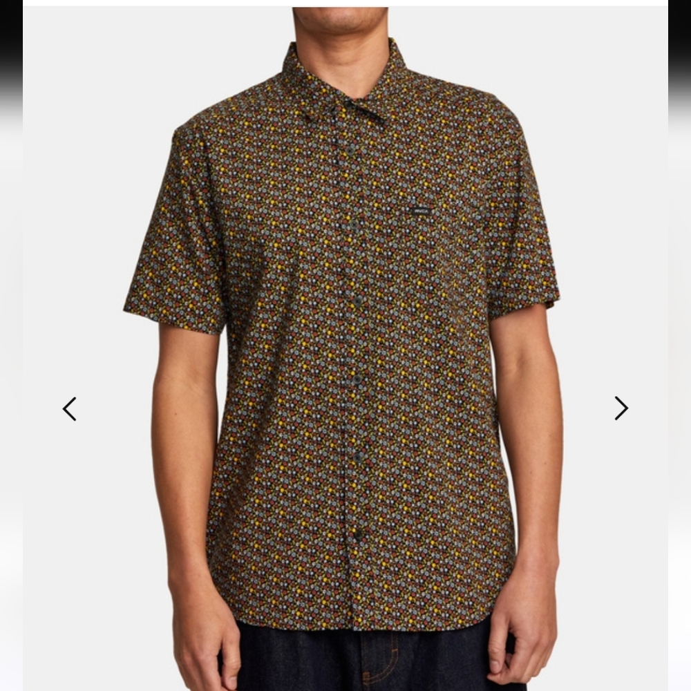 RVCA Micro Garden - Short Sleeve Shirt For Men, Regular Fit , Size XL . Like NEW